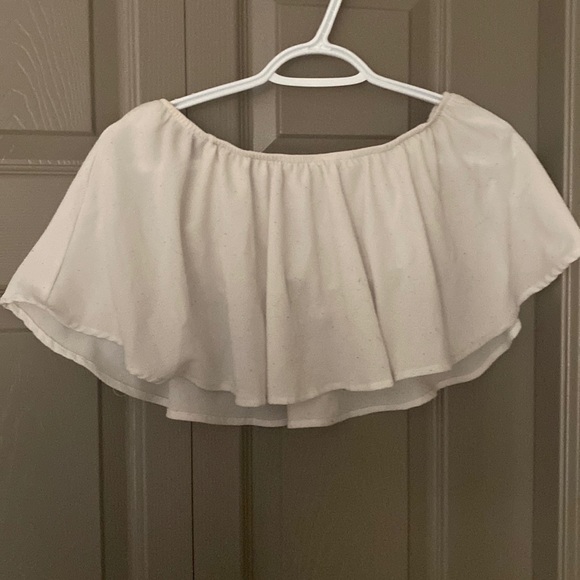 White off the Shoulder top - Picture 1 of 1